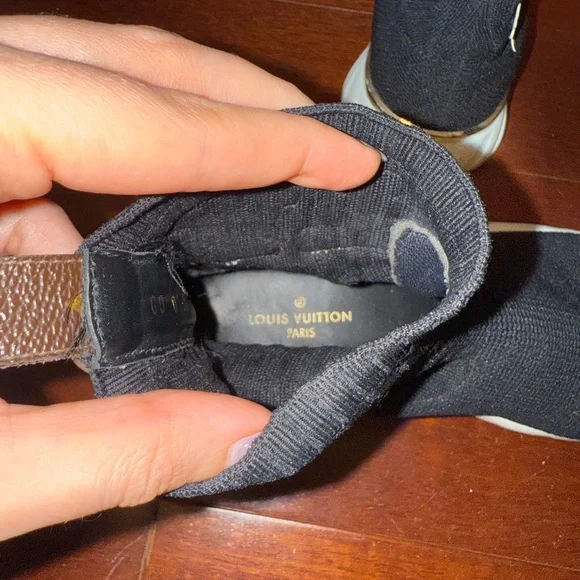 Louis Vuitton Black and Blue Sneakers - Picture 4 of 7